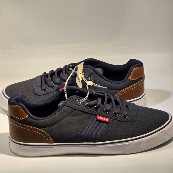 Levis Miles Preference Men’s Navy Blue / Brown Fashion Sneakers Size 8 - Picture 2 of 16